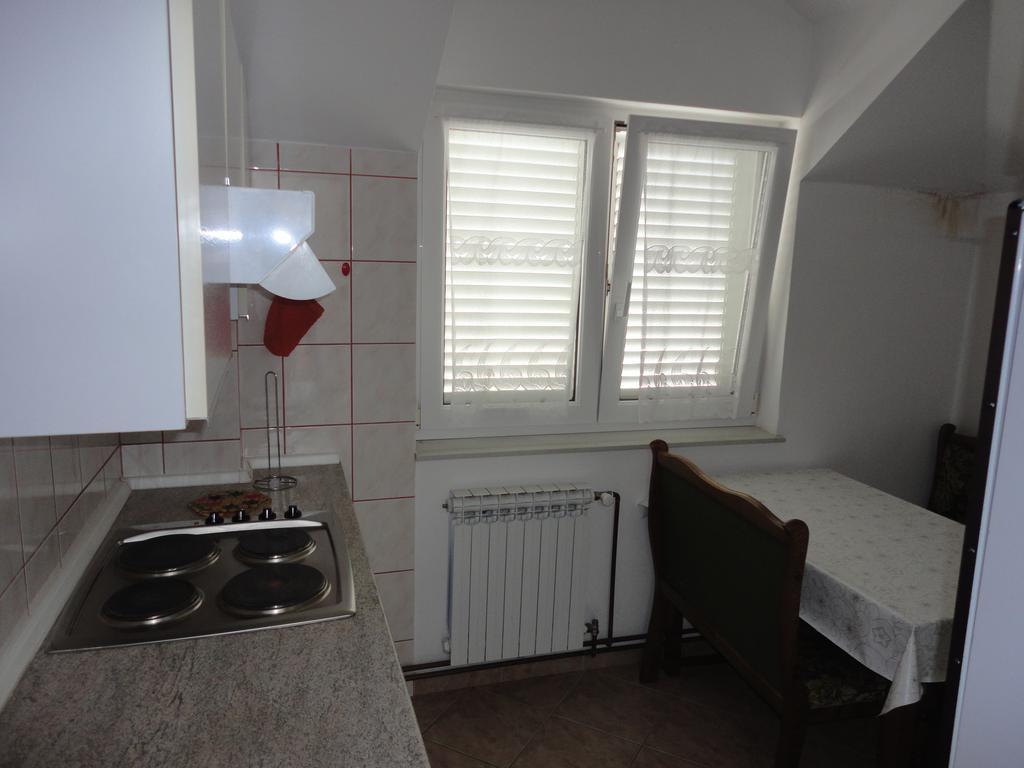 Apartments Ljubica Biograd Na Moru Room photo